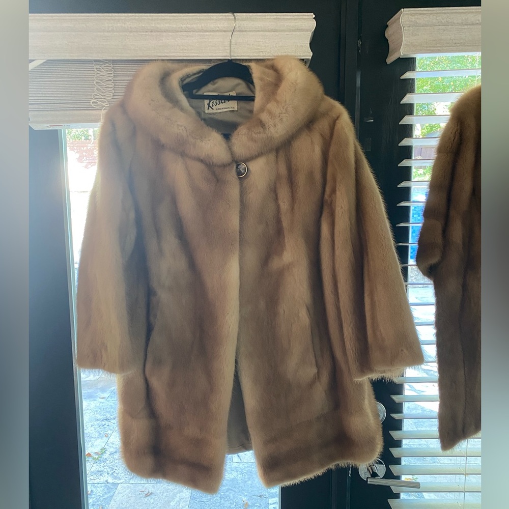 Beautiful Fur Coat-toasty caramel and ready for the colder months